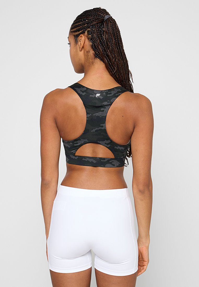 Fabletics ON-THE-GO