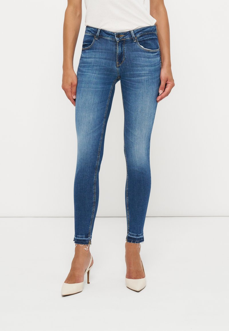 Guess Jeans Skinny Fit Media 1