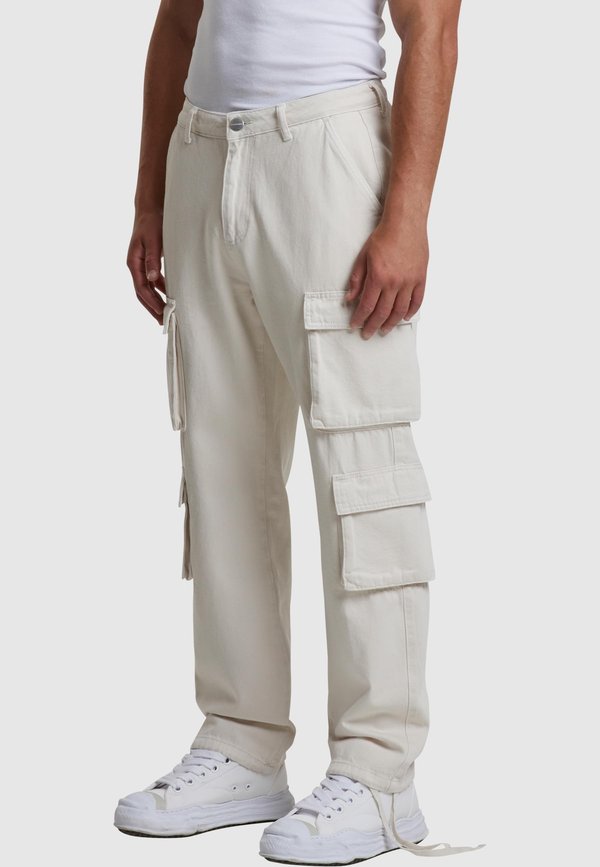 2Y Studios KIRAN 4 POCKET
