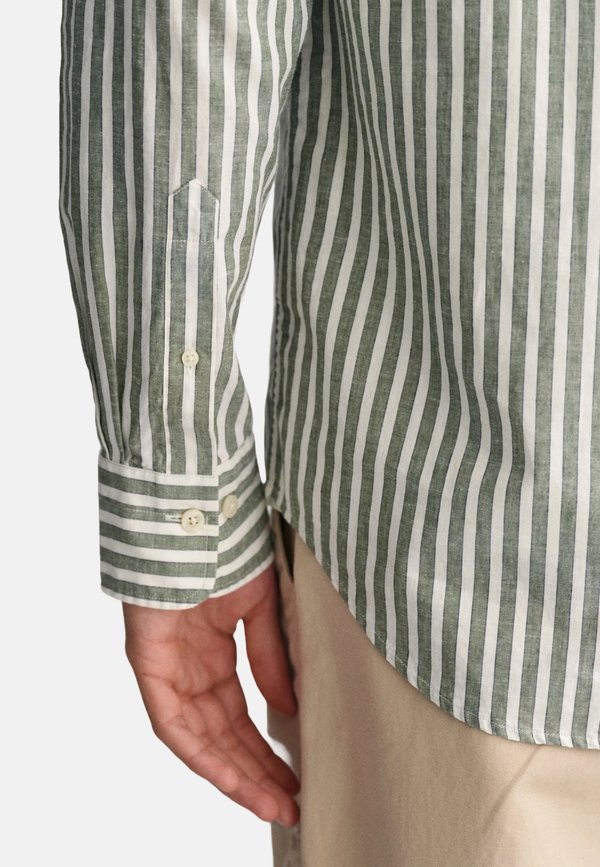 GANT REGULAR FIT DE A RAYAS