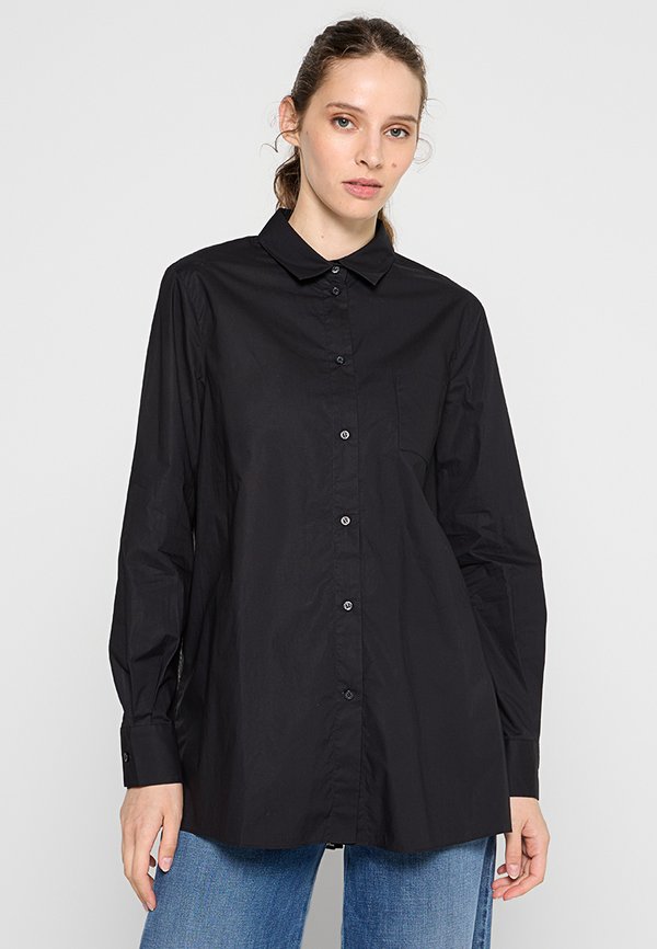 Armani Exchange LOOSE FIT