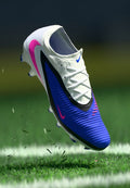 Nike Performance PHANTOM 6 LOW PRO FG UNISEX - Firm-ground football boots - racer blue/pink blast/white