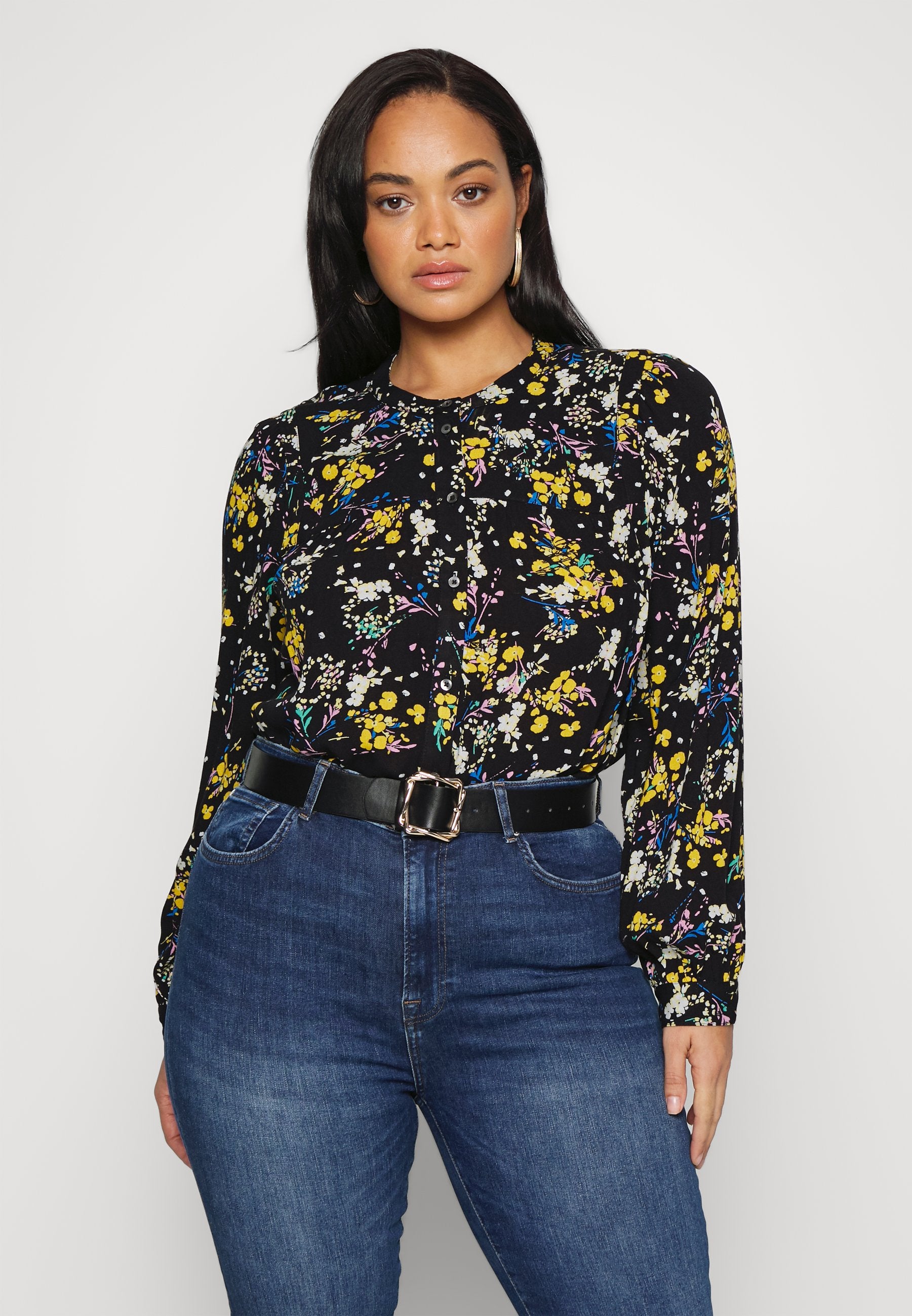 Marks & Spencer YOKE DETAIL