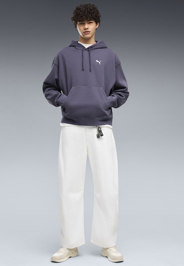 Puma ESSENTIALS OVERSIZED HOODIE - Hoodie - inky depths