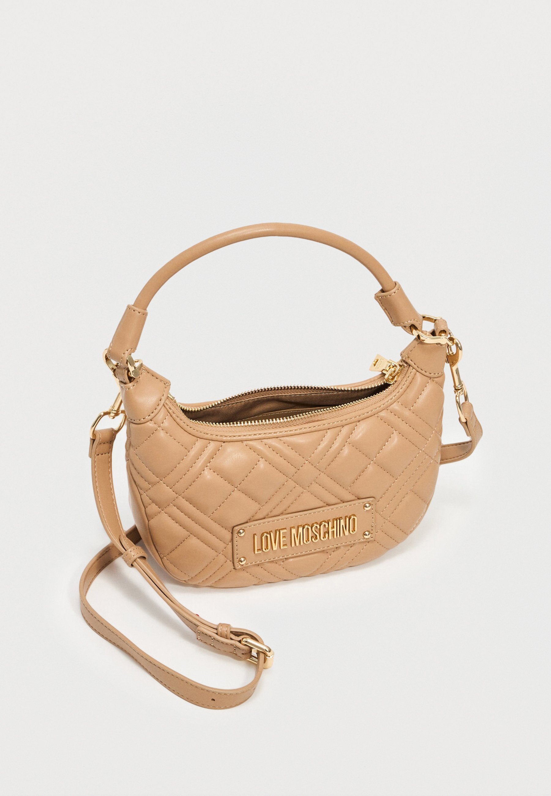 Love Moschino