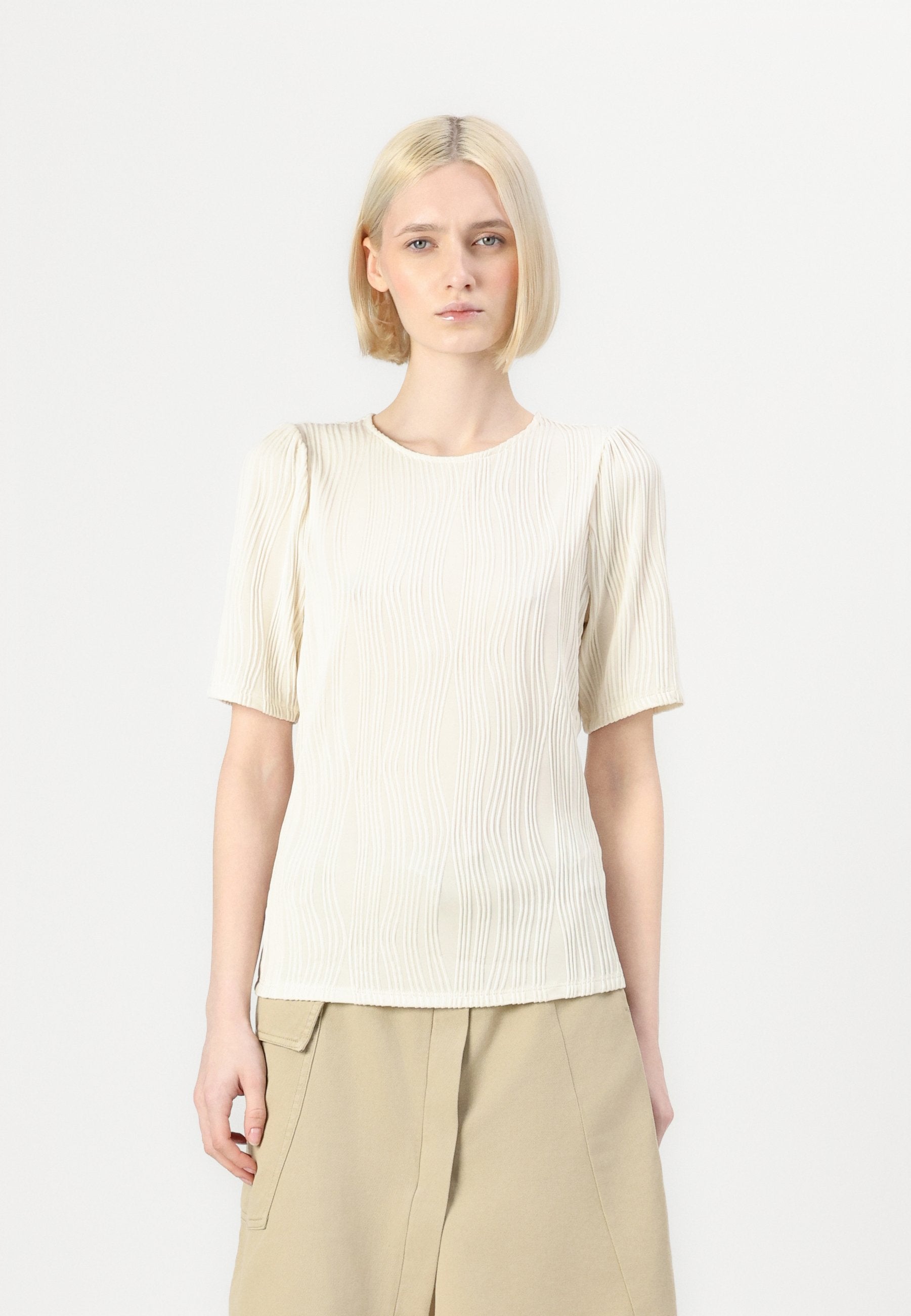 VILA Short Sleeved Round neck