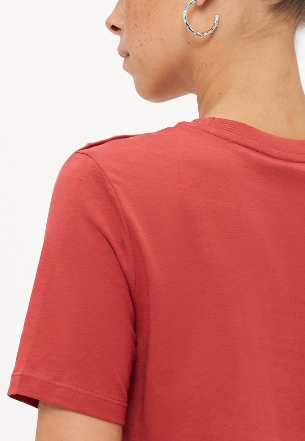 ONLY Petite ONLTHEA O NECK BUTTON