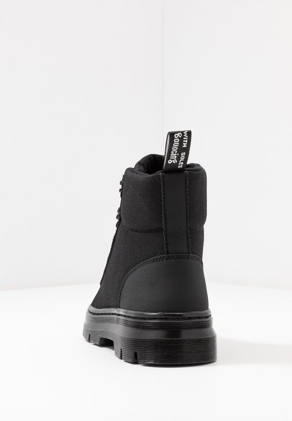Dr. Martens COMBS