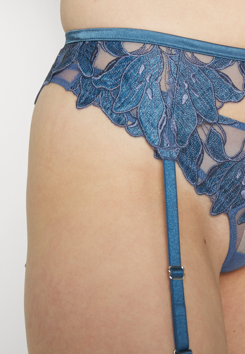 Fleur du Mal EMBROIDERY GARTER BELT