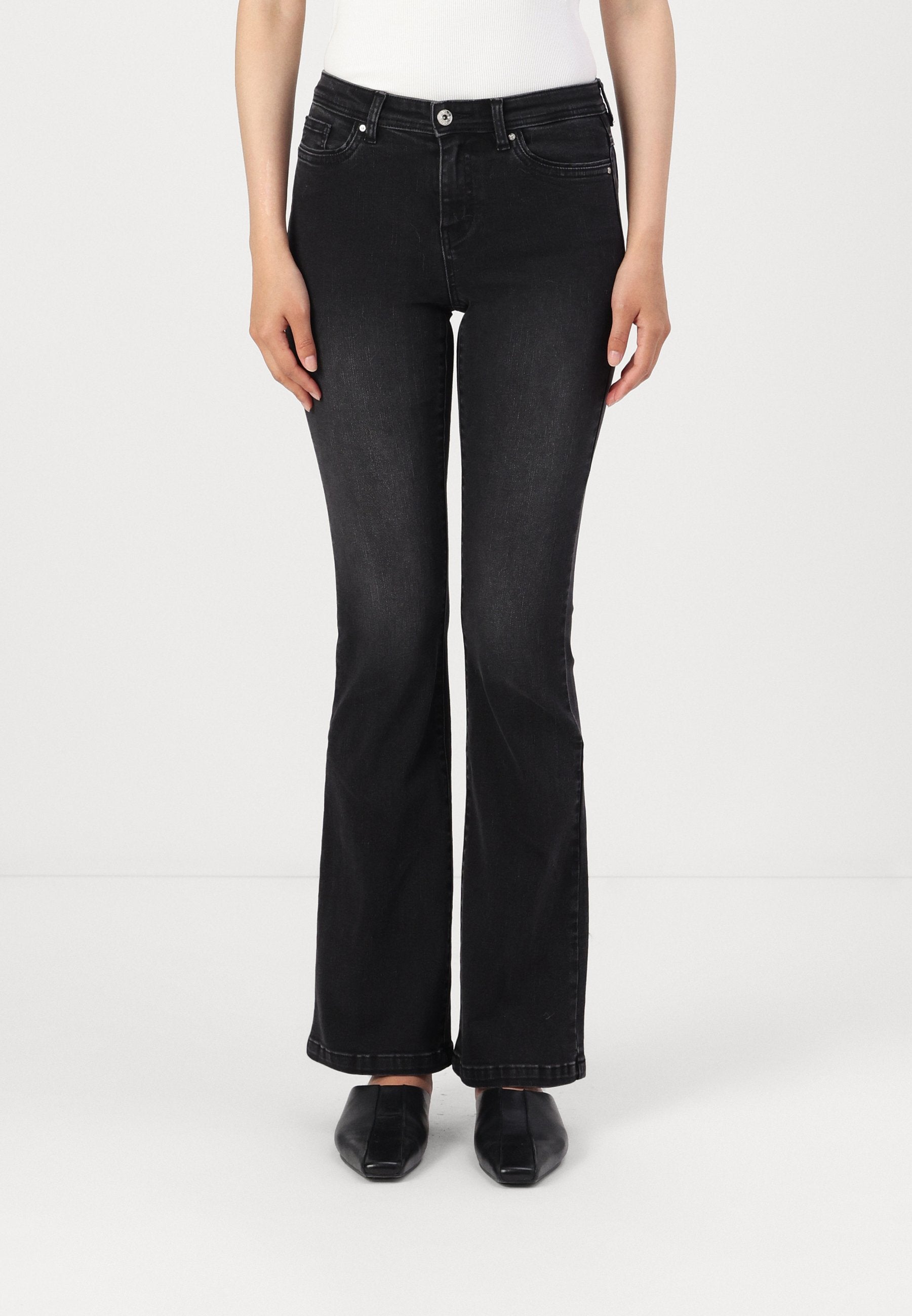 ONLWAUW MID WAIST Media 3