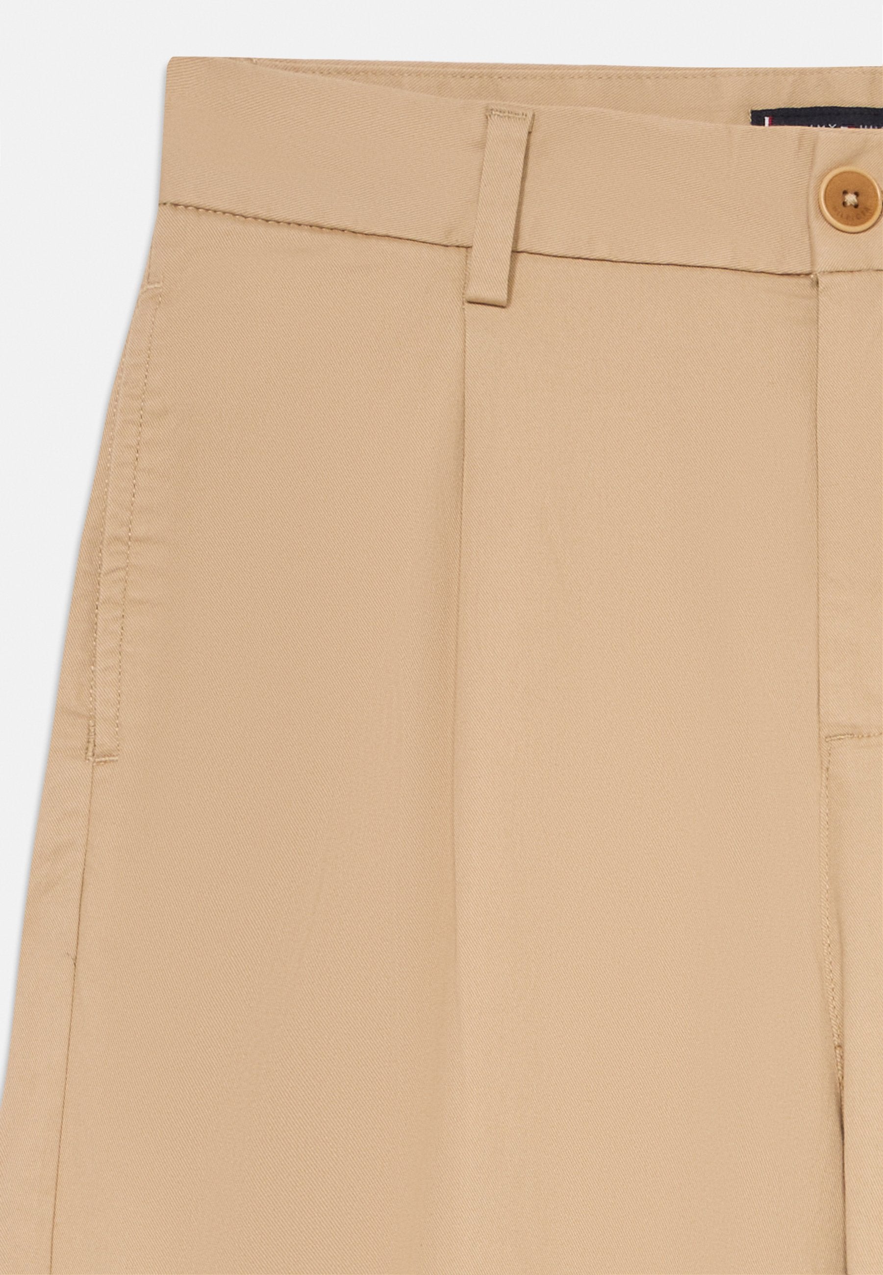 PLEATED PANT Media 3