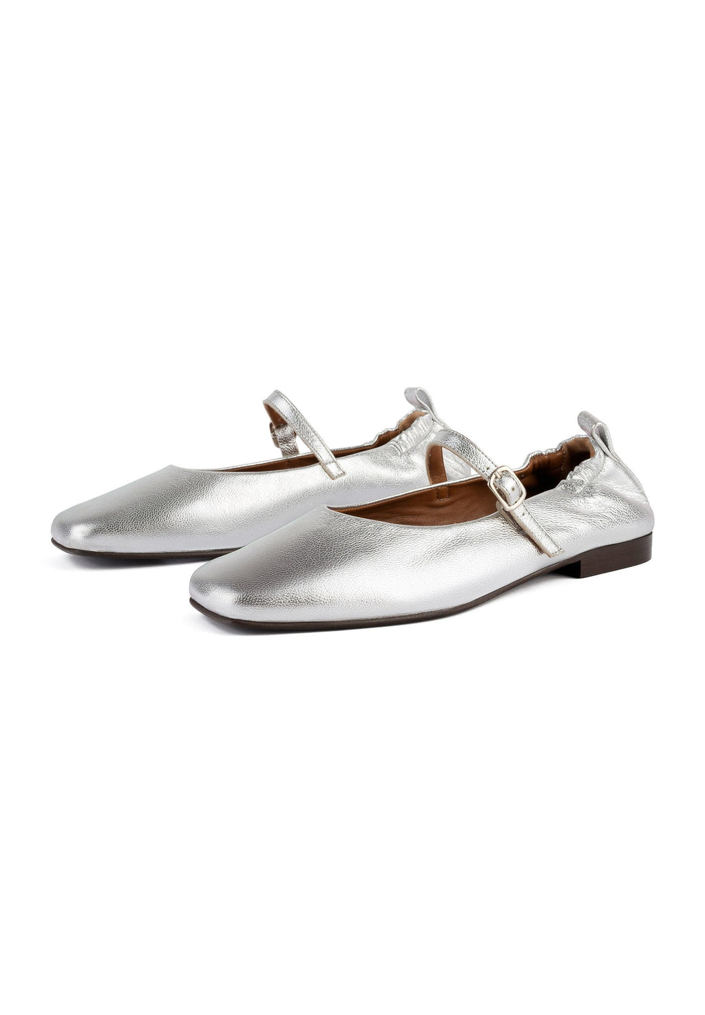 L37 LUXE STRIDES