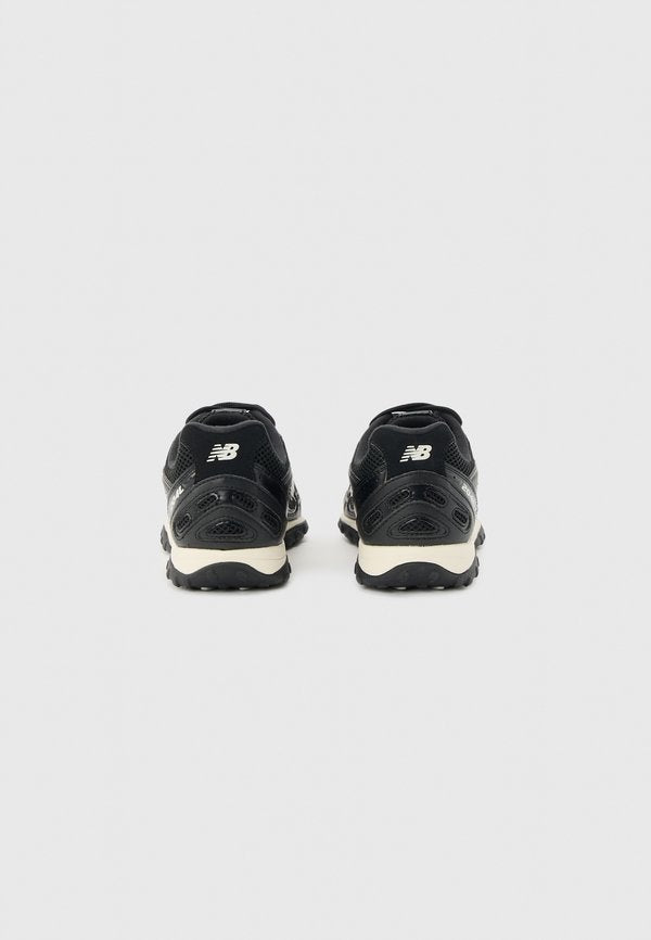 New Balance UNISEX