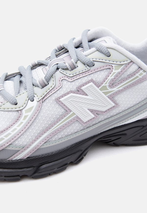 New Balance U740 UNISEX
