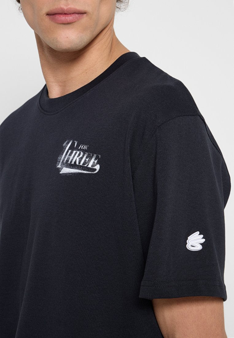 Under Armour LOOSE FIT