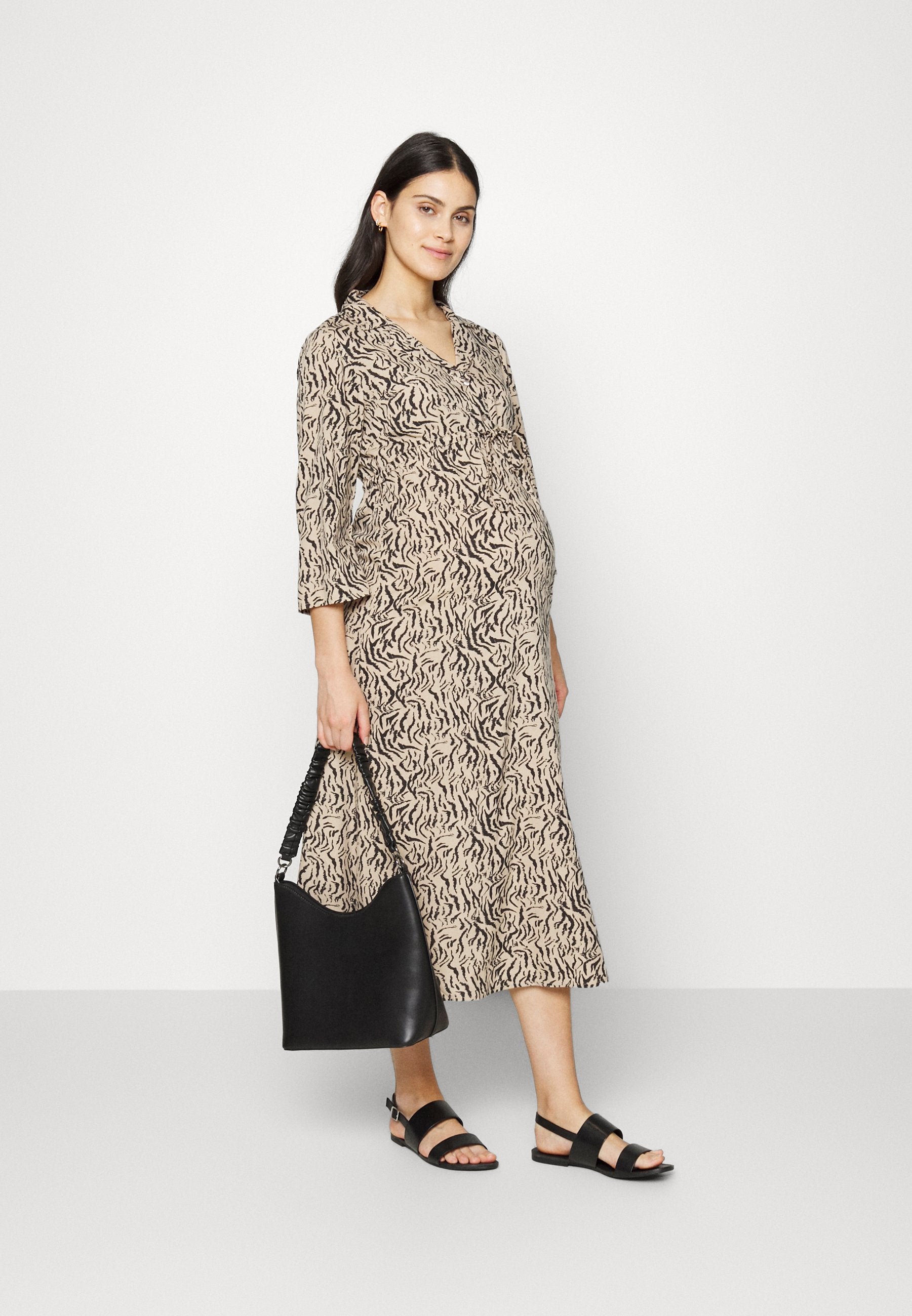 Pieces Maternity PMNYA MIDI DRESS