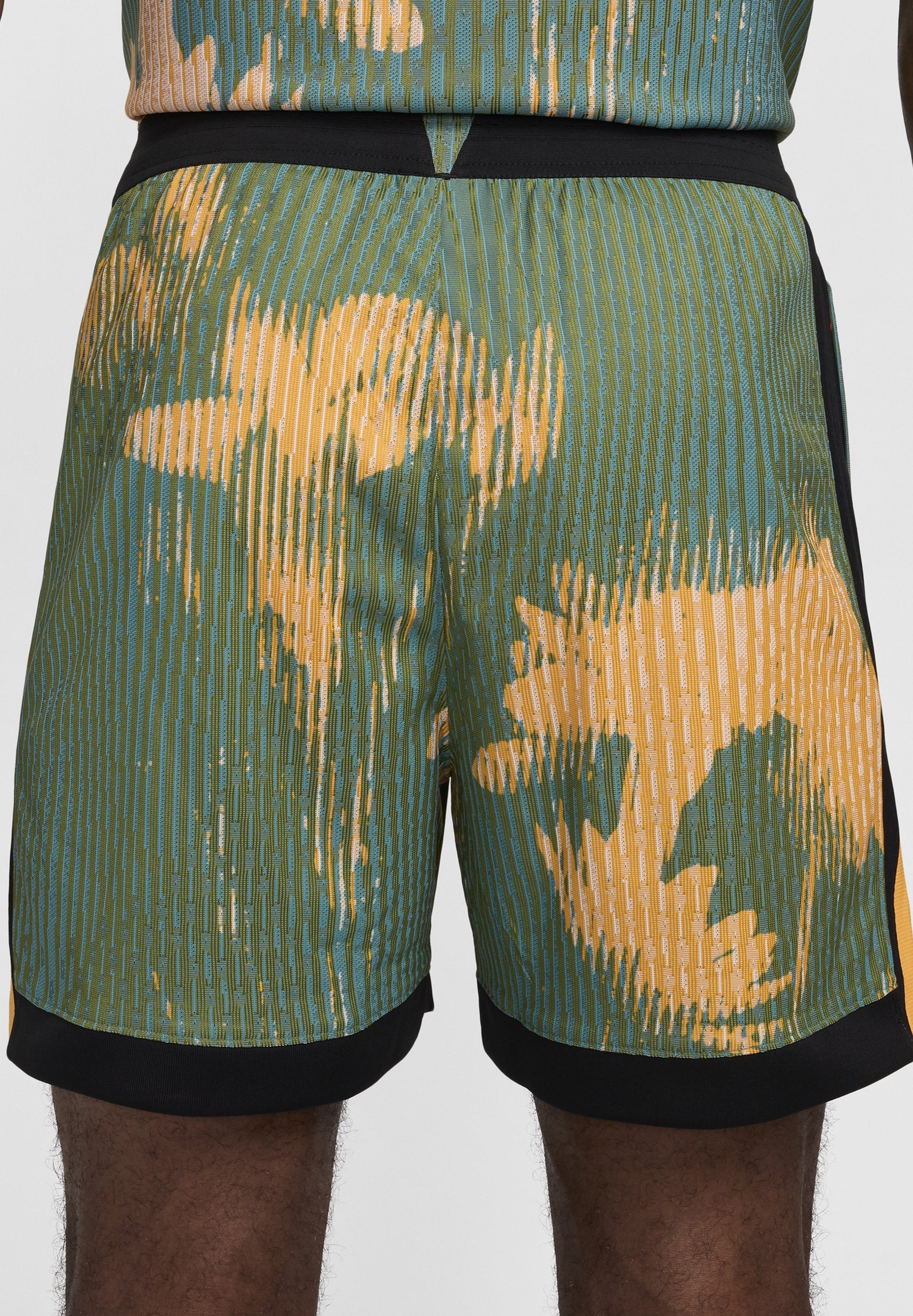 Nike Performance
