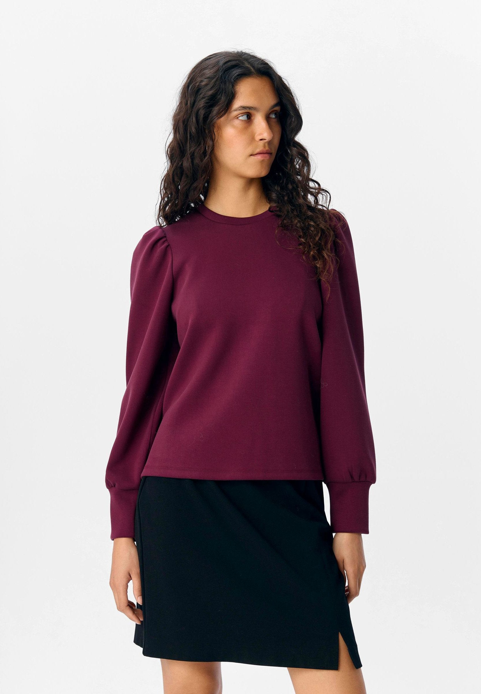 Object OBJANDREA O-NECK