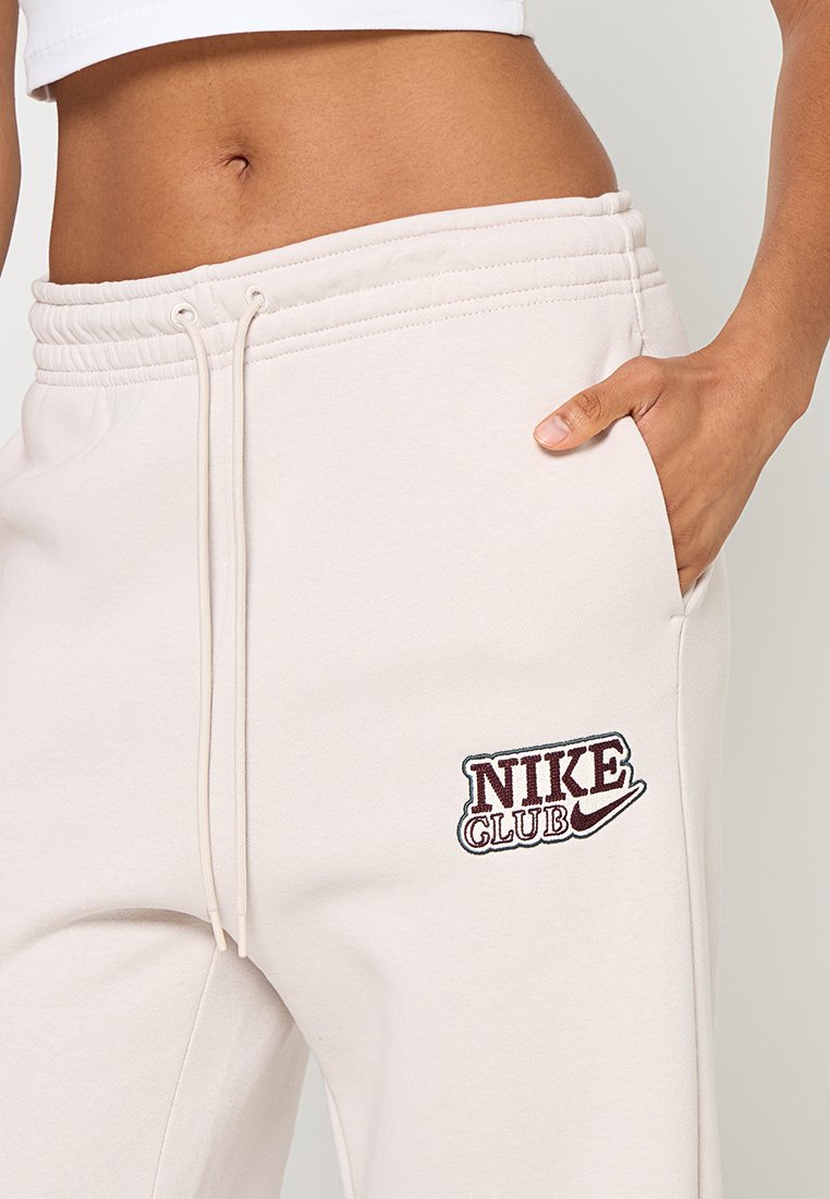 Nike Sportswear