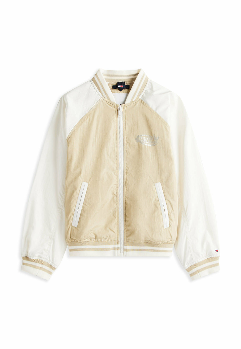 BACK LOGO RELAXED Media 1
