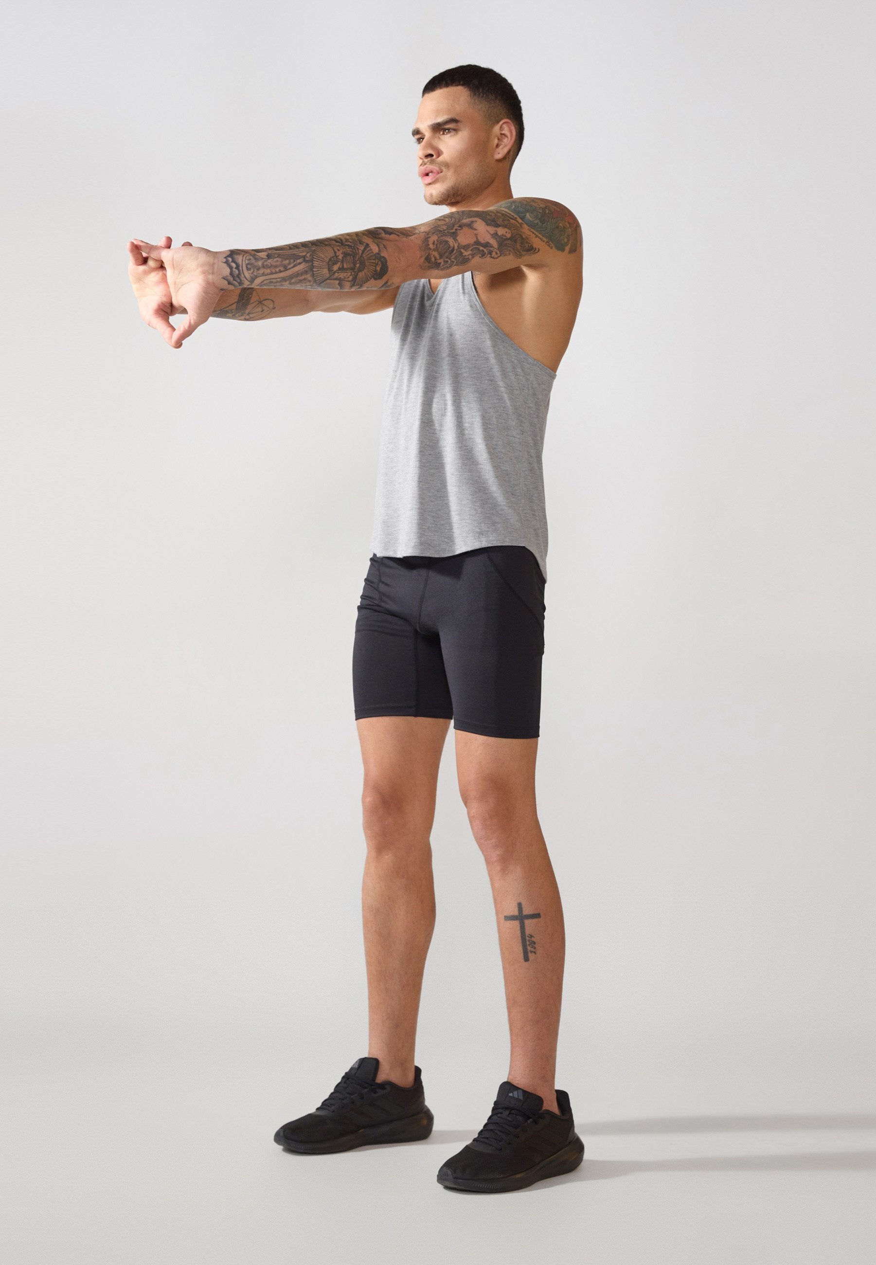 Pier One Sport MUSCLE FIT VEST WITH RACER BACK