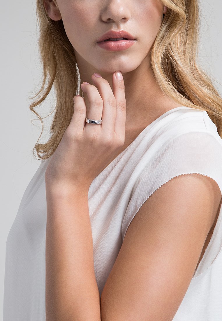 DIAMANT L'ÉTERNEL
