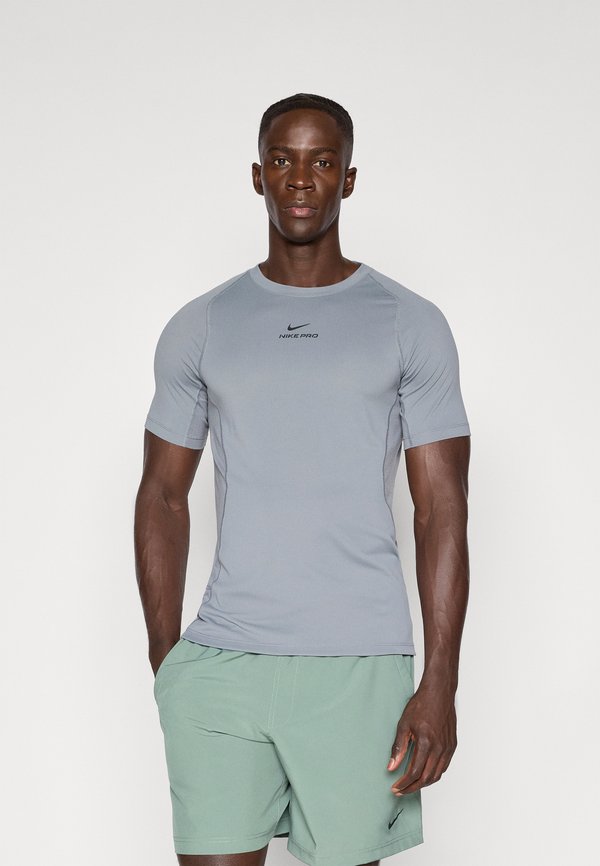 Nike Performance Sports T-shirt - smoke grey/black