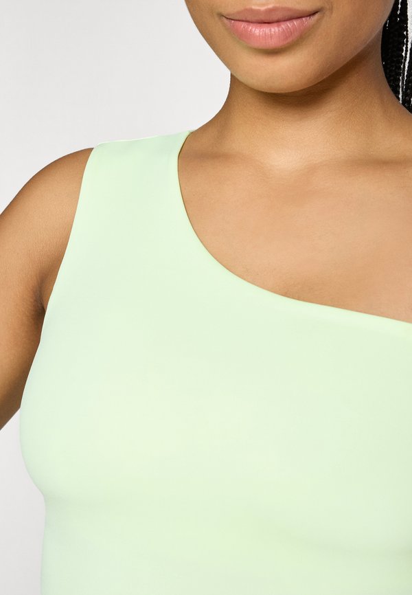 Nike Performance ZENVY TANK