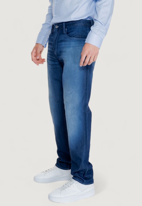 Armani Exchange