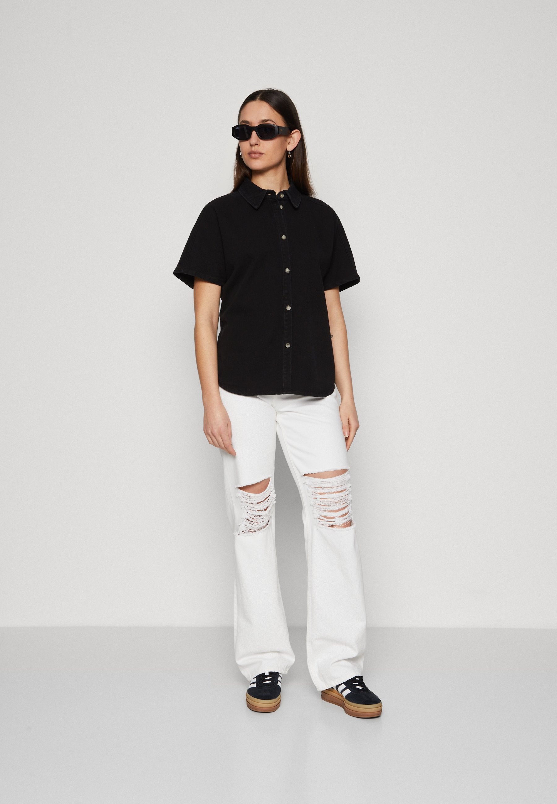 ONLKARLA SHIRT Media 2