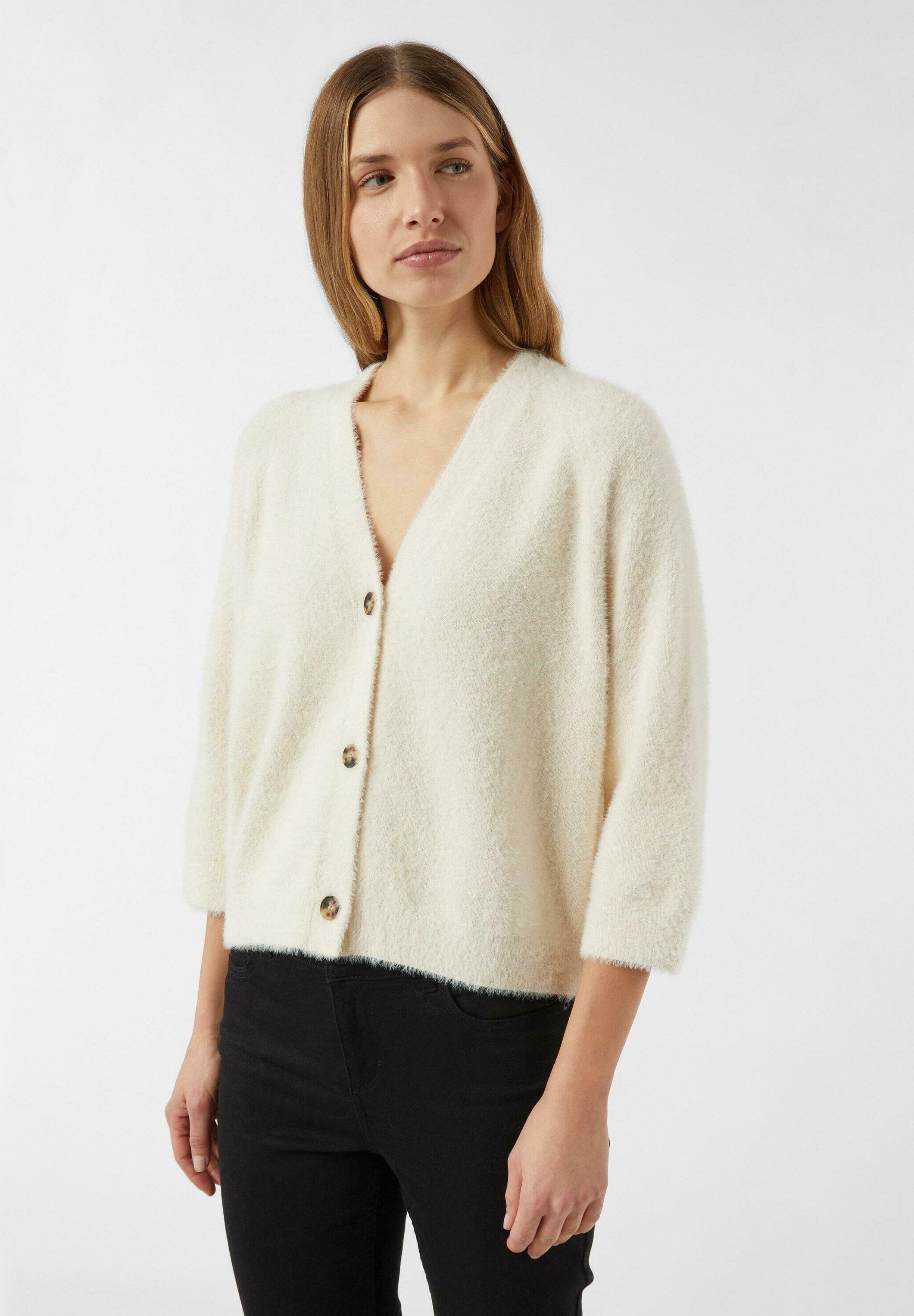 comma Strickjacke Media 3
