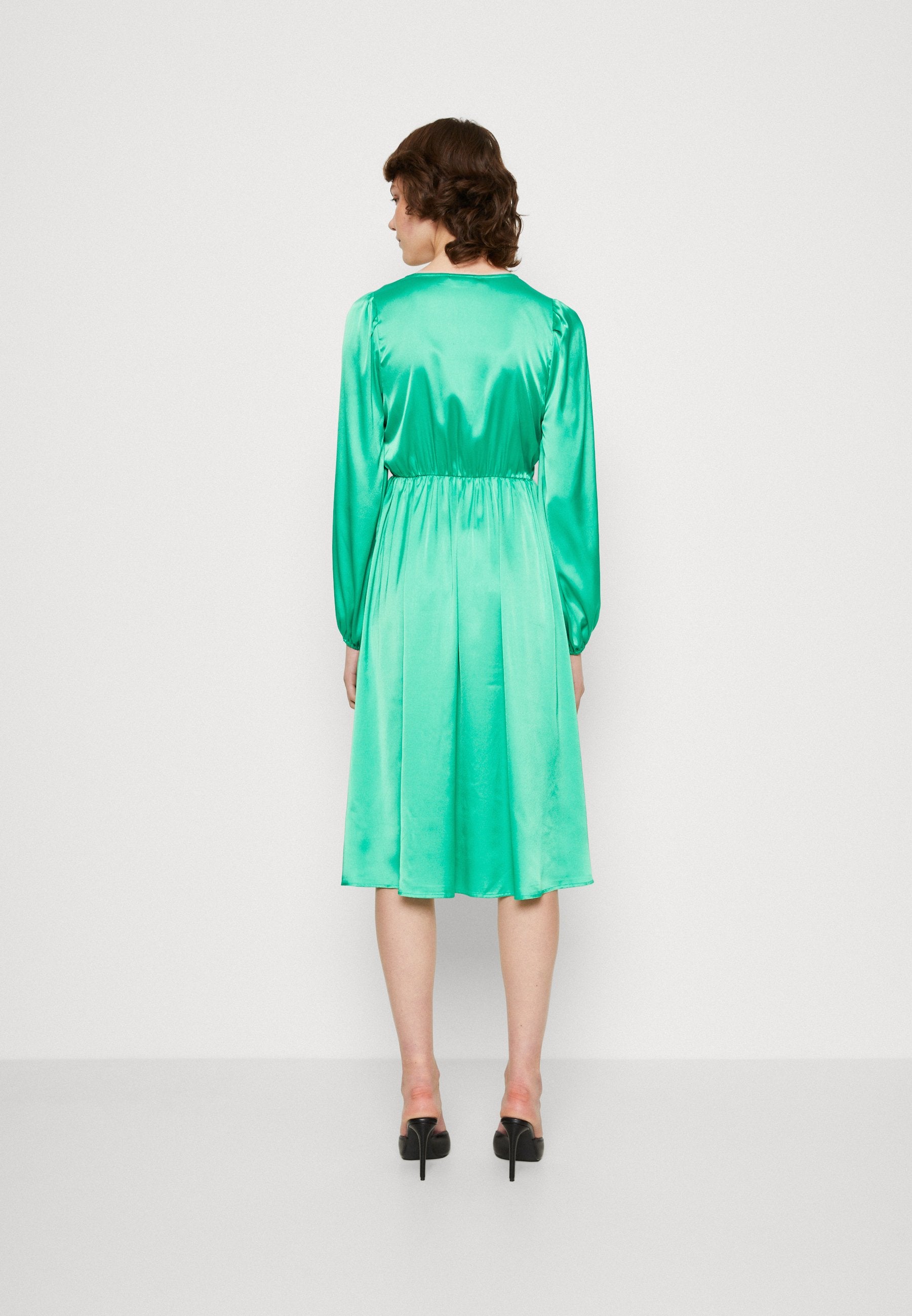 VILA VIPETIA V NECK MIDI DRESS