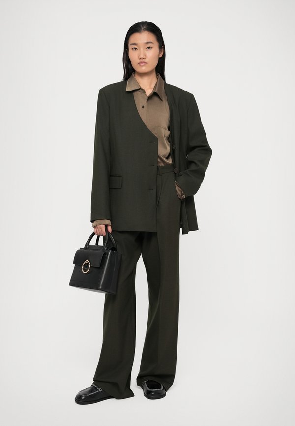 Claudie Pierlot