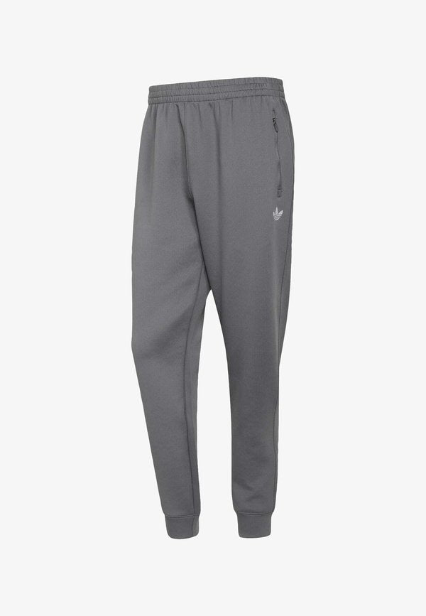 adidas Originals ADIDAS ORIGINALS TREFOIL ESSENTIALS SPACER TRACK PANTS - Tracksuit bottoms - grey four