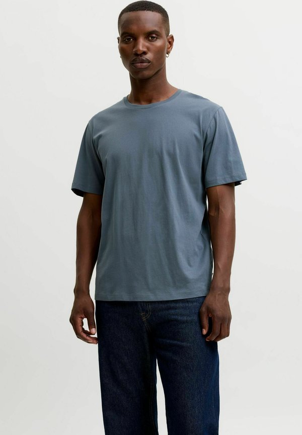Jack & Jones JJEORGANIC BASIC TEE SS O-NECK NOOS - Basic T-shirt - turbulence