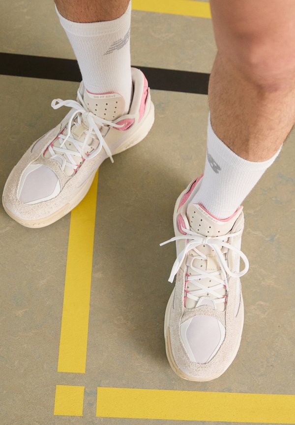 New Balance FRESH FOAM BB V2