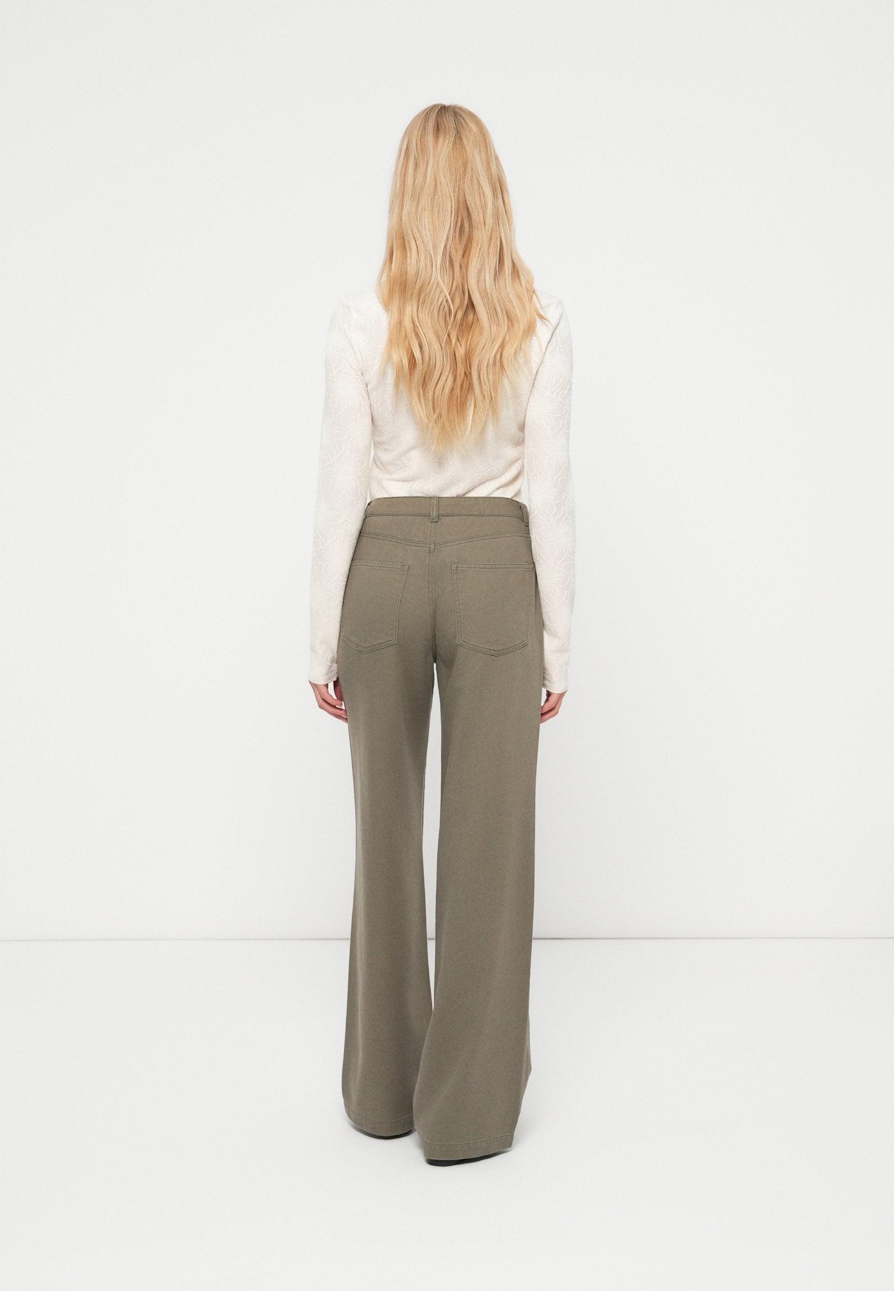 ONLJUICY SOFT WIDE PANT Media 4