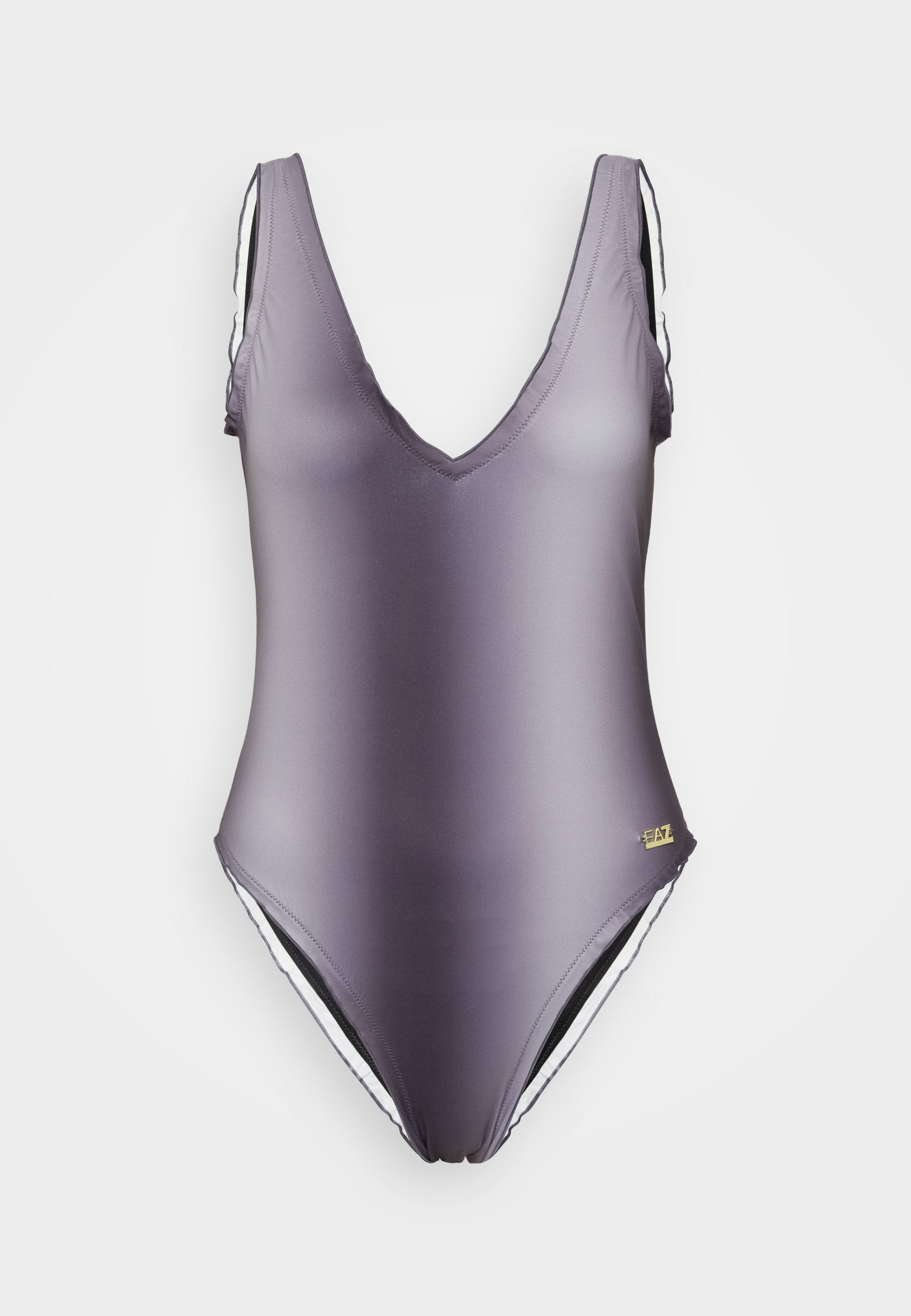 BEACHWEAR Media 1