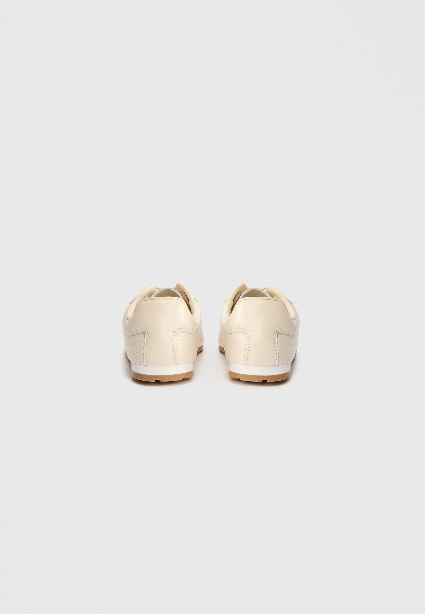 TH MONOGRAM LOW PROFILE LEATHER TRAINERS Media 3