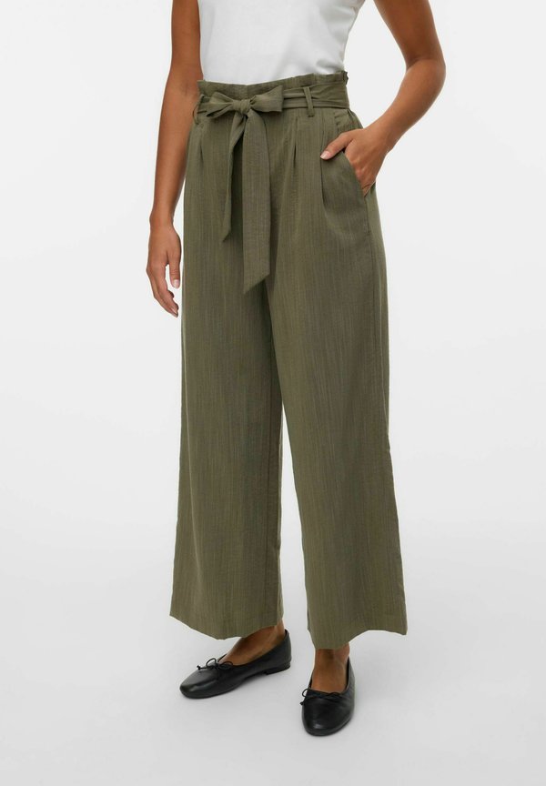 Vero Moda VMSYDNEY High waist Ancle - Trousers - khaki