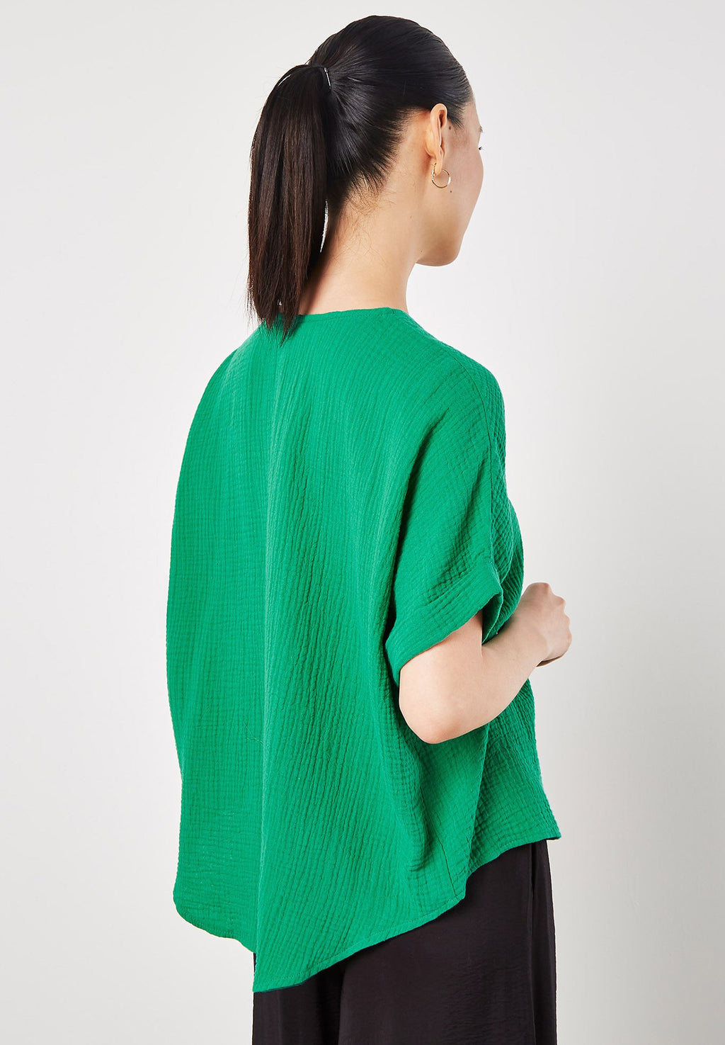 Apricot VNECK