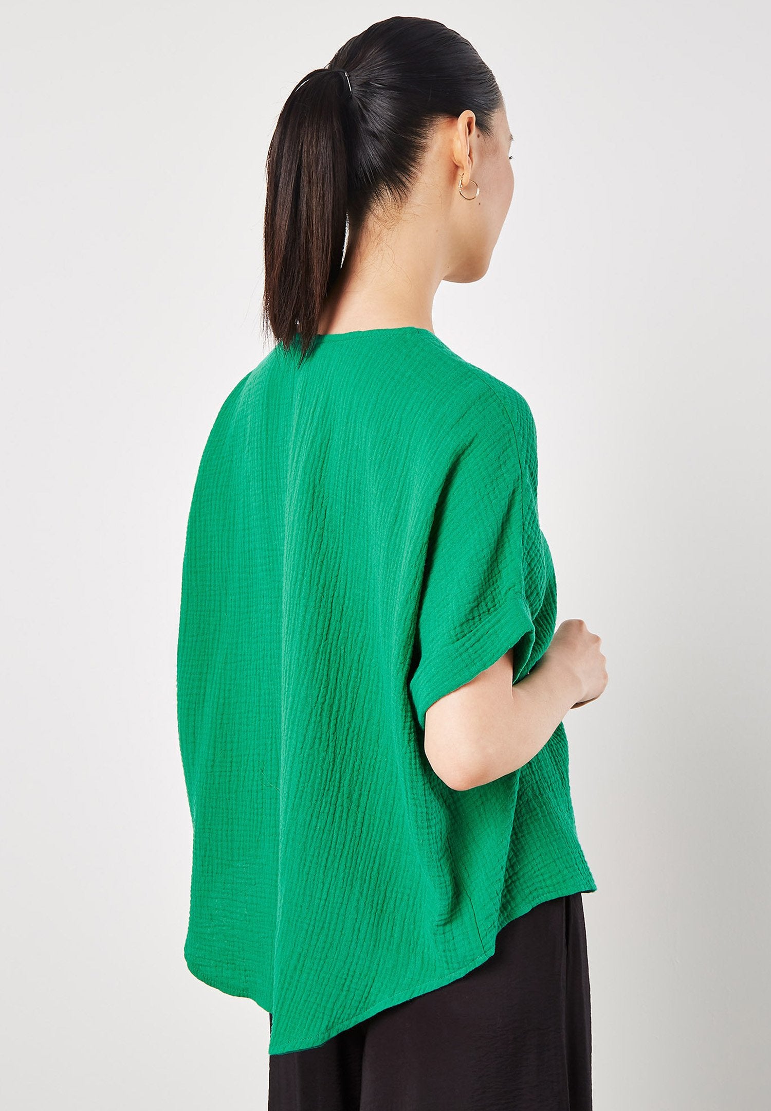 Apricot VNECK