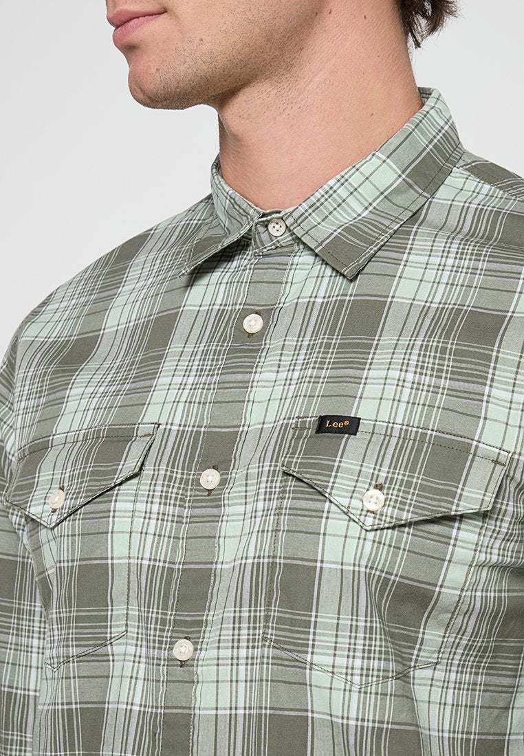 Lee REGULAR