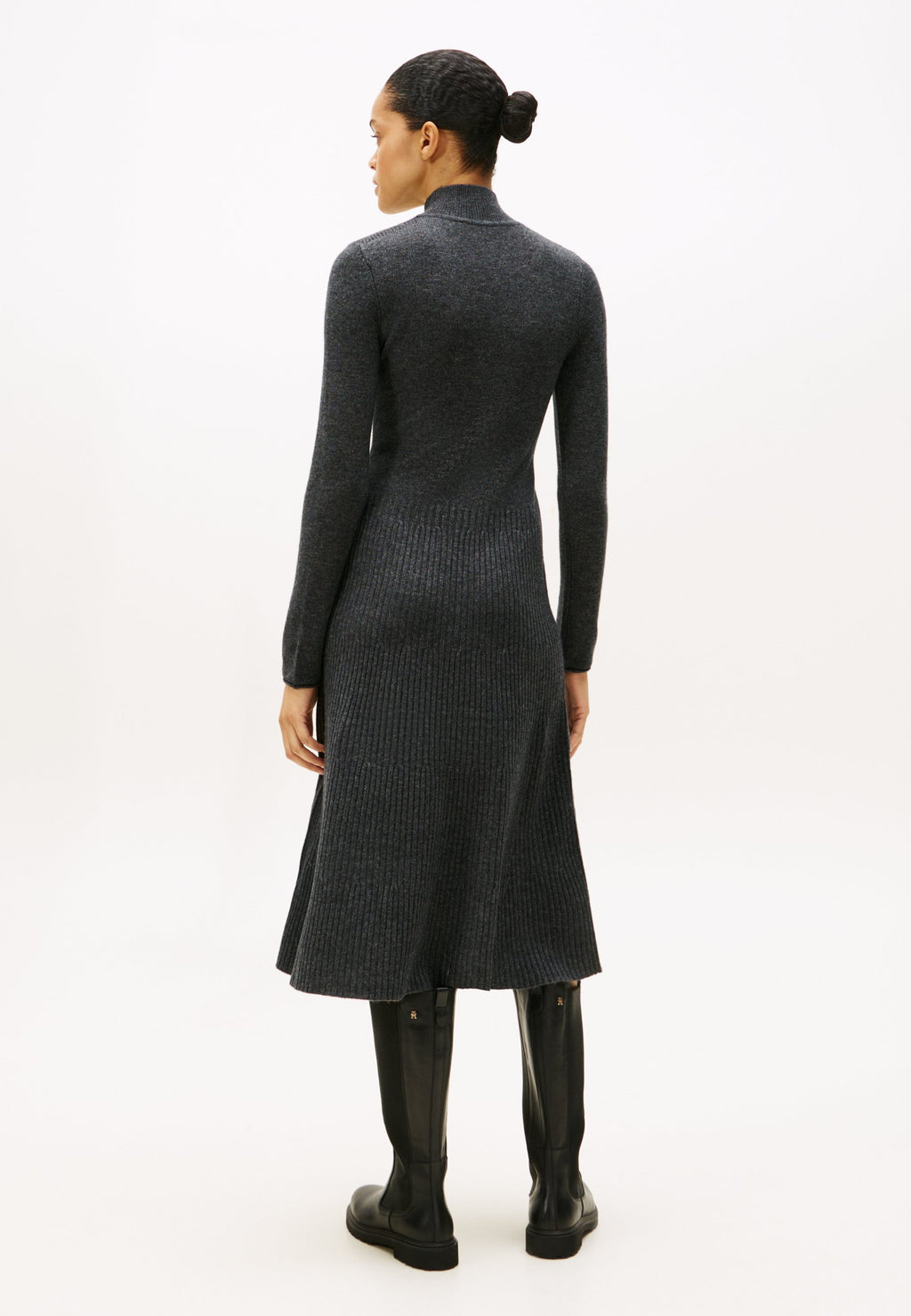 SOFT MOCK DRESS Media 4