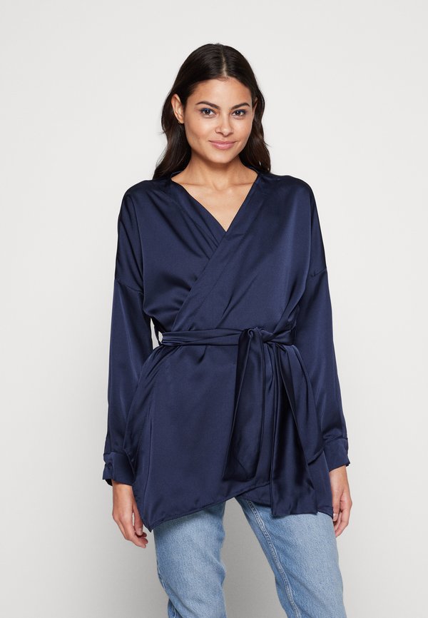 WAL G. LINDA WRAP