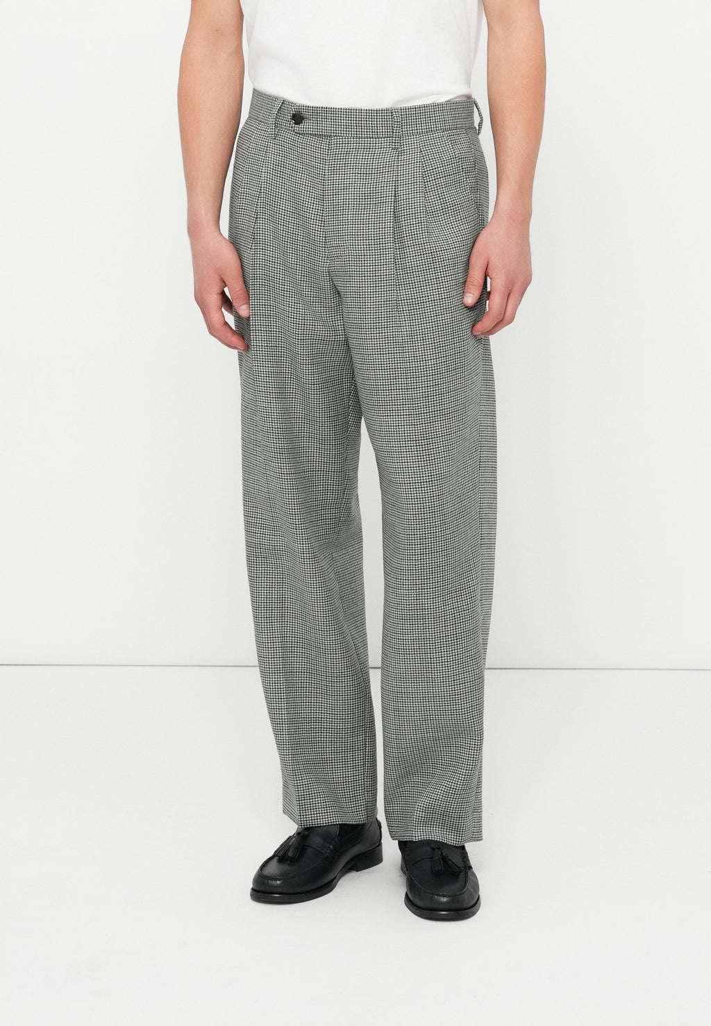 SMART CASUAL PURE WOOL CHECK RELAXED TROUSERS Media 3