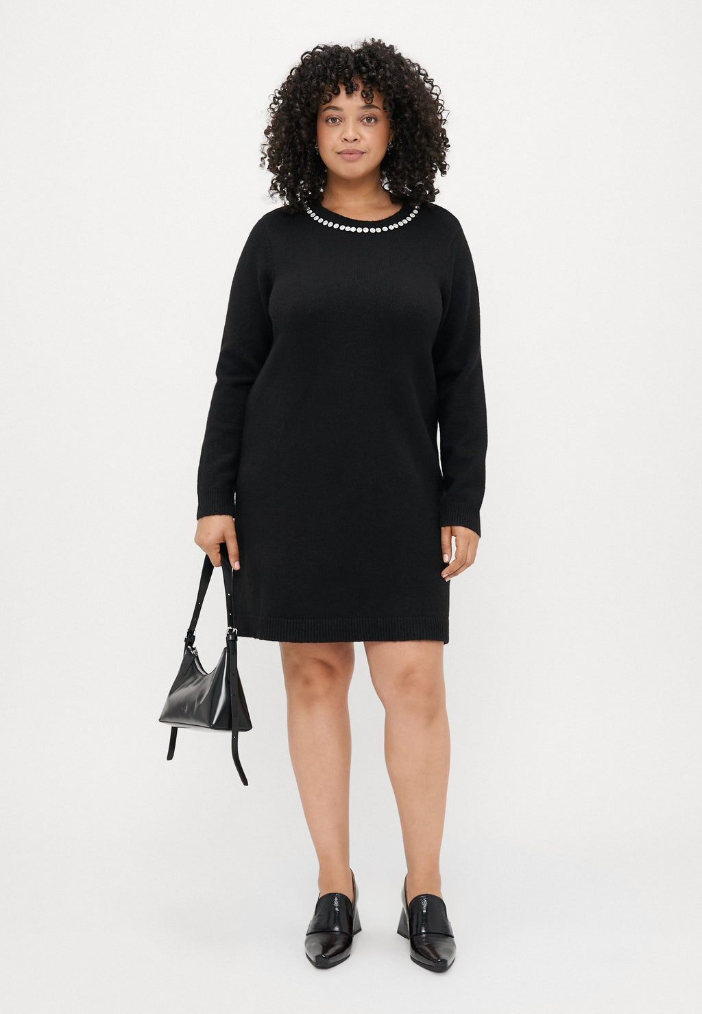 Knitted CARABBY Short Media 2