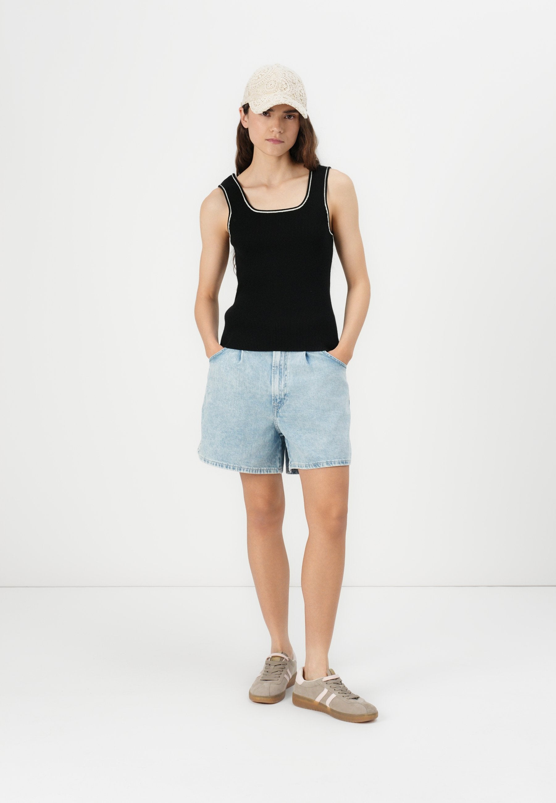 Selected Knitted sleeveless