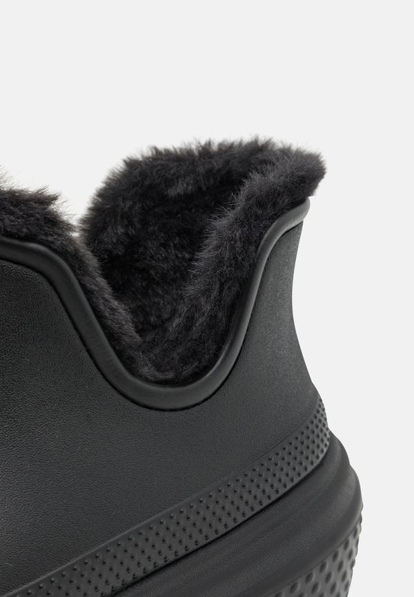 Crocs STOMP LINED SHORTY UNISEX