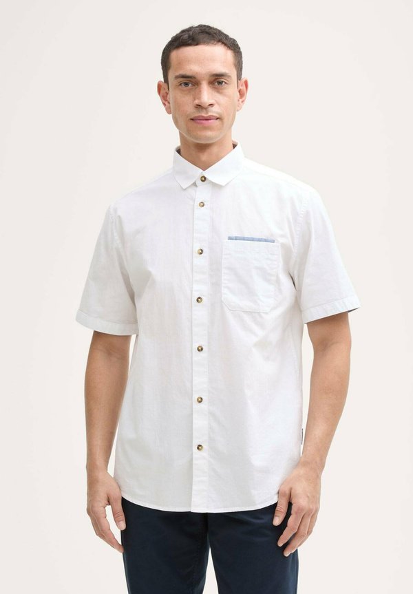 TOM TAILOR REGULAR FIT KURZARMHEMD MIT BRUSTTASCHE - Shirt - white